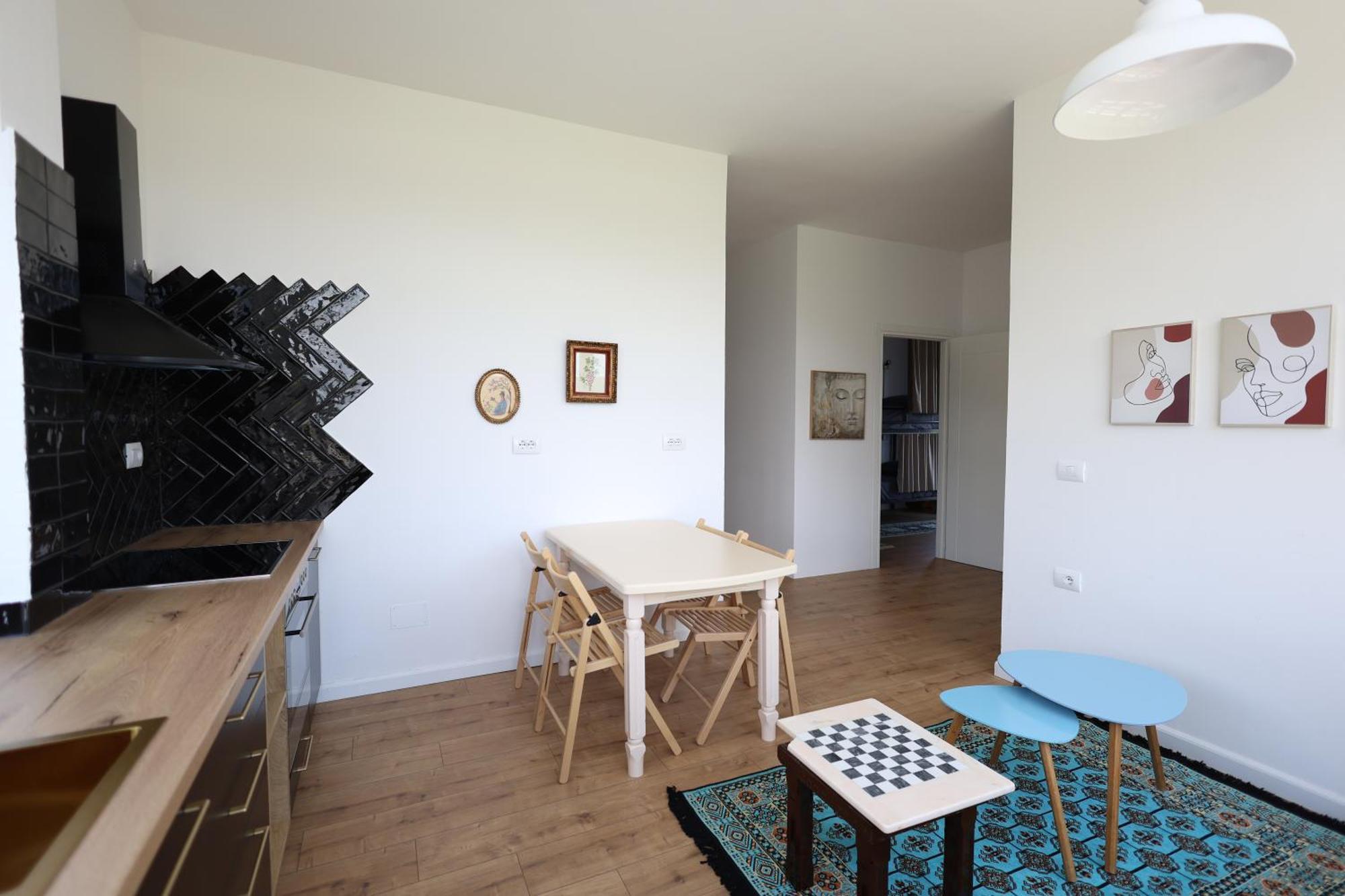 Baza Hostel - Swimming Pool Берат Екстериор снимка