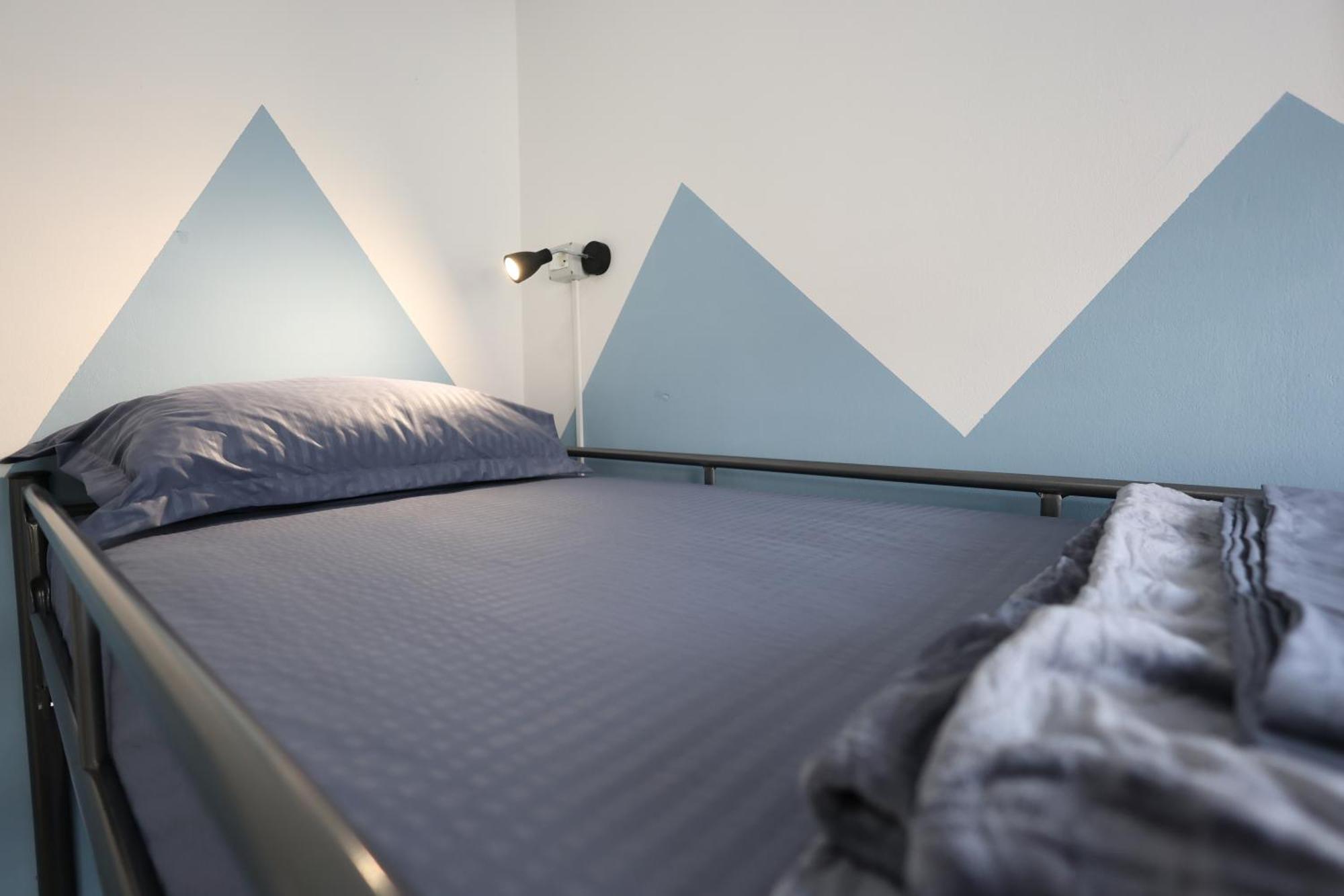 Baza Hostel - Swimming Pool Берат Екстериор снимка